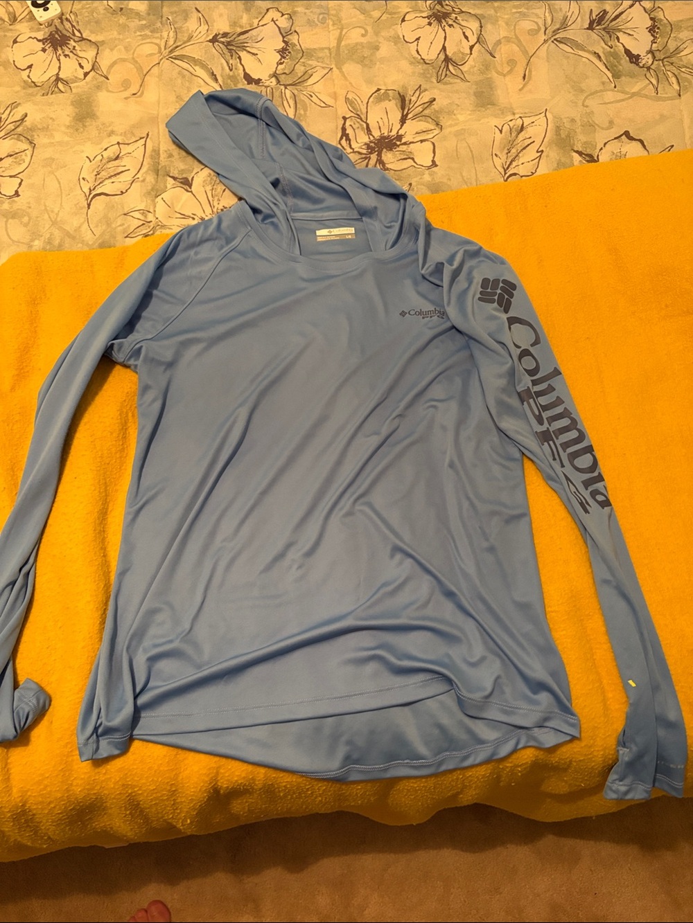 Columbia Light Blue Hooded Long Sleeve Sun Shirt